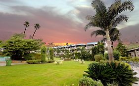 Hummingbird Resort